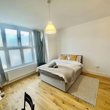 Se4, Self Contained Studio Flat. ロンドン エクステリア 写真