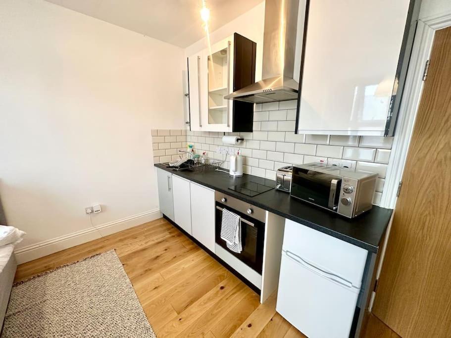 Se4, Self Contained Studio Flat. ロンドン エクステリア 写真